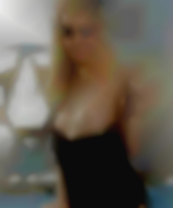 Like hires it say housewife I bi curious.